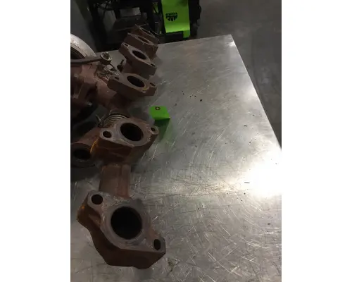Exhaust Manifold MERCEDES 5700 Payless Truck Parts