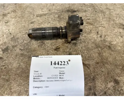 Fuel Injector MERCEDES A028074882 West Side Truck Parts