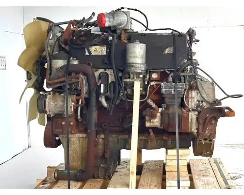 Mercedes MB 906 Engine Assembly