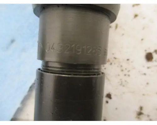 Mercedes MBE-460 Fuel Injector