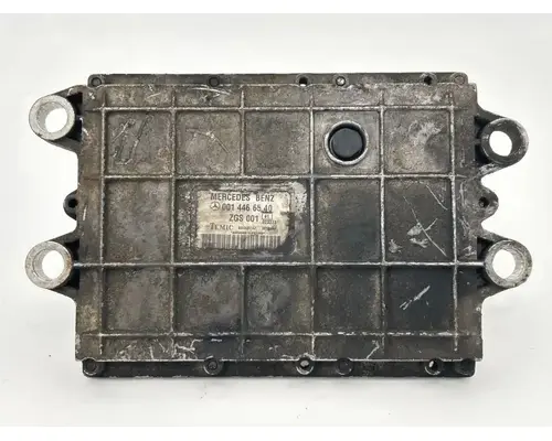 Mercedes MBE 900 ECM