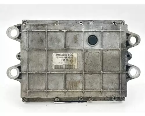 Mercedes MBE 900 ECM