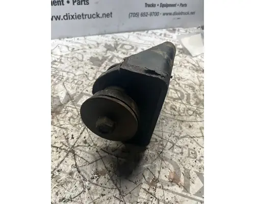 Mercedes MBE 900 Engine Mounts