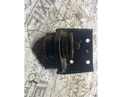 Mercedes MBE 900 Engine Mounts