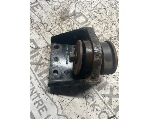 Mercedes MBE 900 Engine Mounts