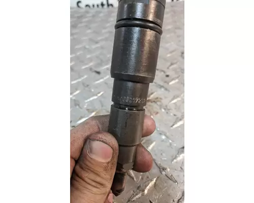 Mercedes MBE 900 Fuel Injector