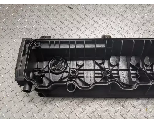 Mercedes MBE 900 Valve Cover