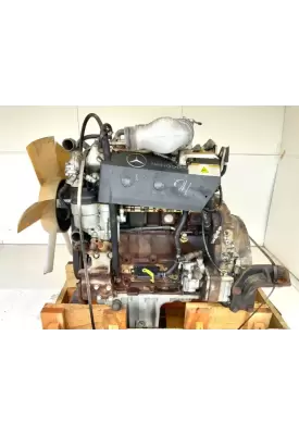 Mercedes MBE 904 Engine Assembly