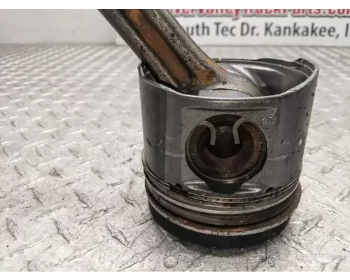 Mercedes MBE 926 Piston