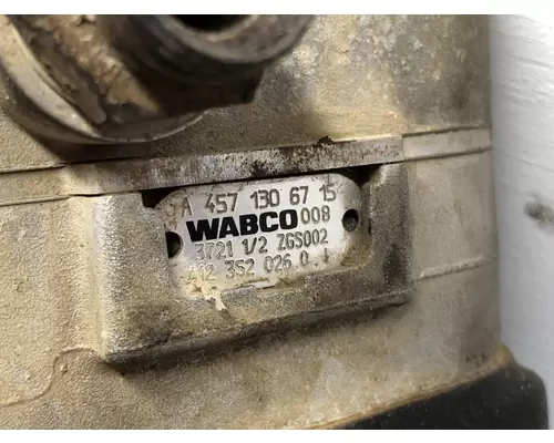 Mercedes MBE4000 Air Compressor