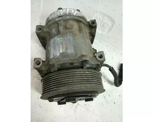 Mercedes MBE4000 Air Conditioner Compressor