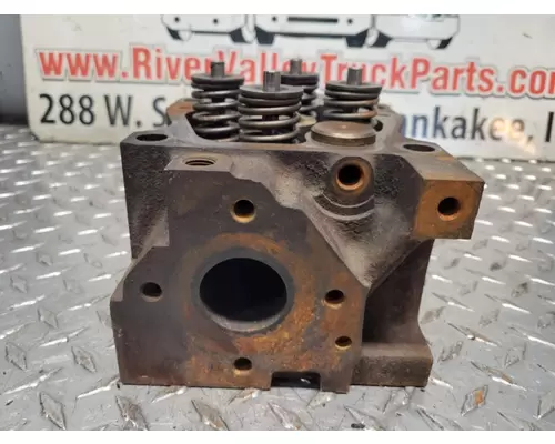 Mercedes MBE4000 Cylinder Head