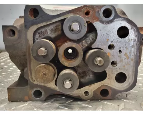 Mercedes MBE4000 Cylinder Head