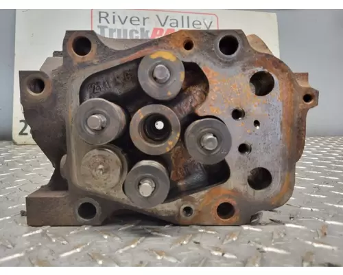 Mercedes MBE4000 Cylinder Head