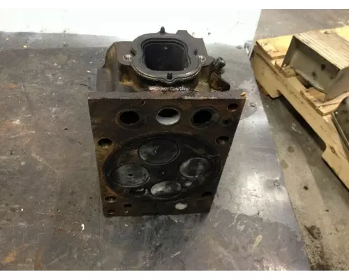 Mercedes MBE4000 Engine Head Assembly