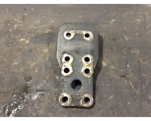 Mercedes MBE4000 Engine Mounts