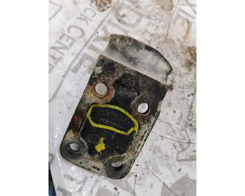 Mercedes MBE4000 Engine Mounts