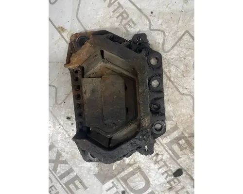 Mercedes MBE4000 Engine Mounts