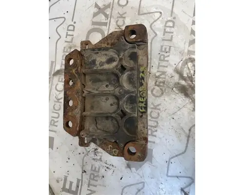 Mercedes MBE4000 Engine Mounts