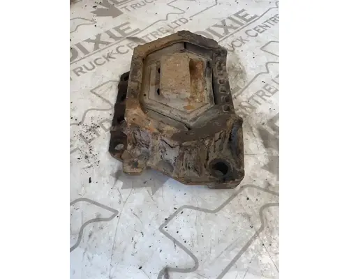 Mercedes MBE4000 Engine Mounts