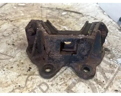 Mercedes MBE4000 Engine Mounts