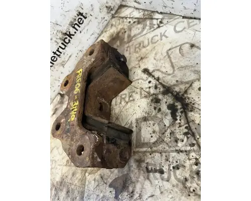 Mercedes MBE4000 Engine Mounts
