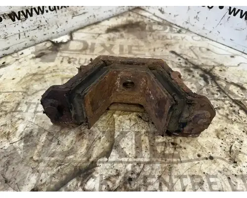 Mercedes MBE4000 Engine Mounts