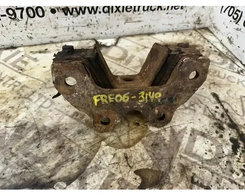 Mercedes MBE4000 Engine Mounts
