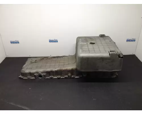 Mercedes MBE4000 Engine Oil Pan