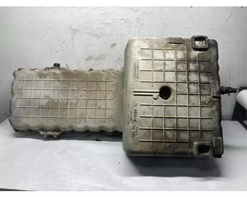 Mercedes MBE4000 Engine Oil Pan