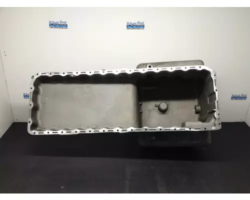 Mercedes MBE4000 Engine Oil Pan