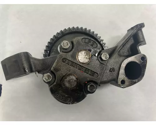 Mercedes MBE4000 Engine Oil Pump