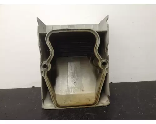 Mercedes MBE4000 Engine Valve Cover