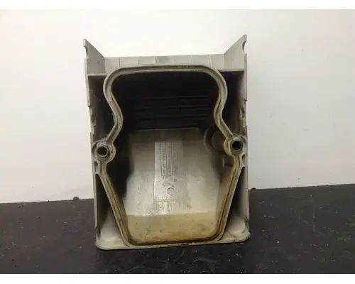 Mercedes MBE4000 Engine Valve Cover