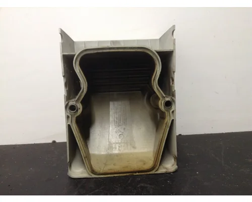 Mercedes MBE4000 Engine Valve Cover
