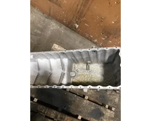 Mercedes MBE4000 Oil Pan