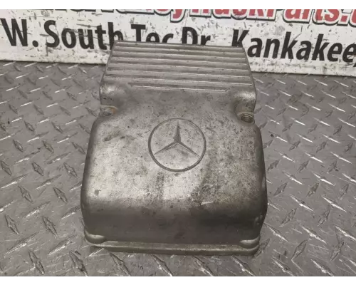 Mercedes MBE4000 Valve Cover