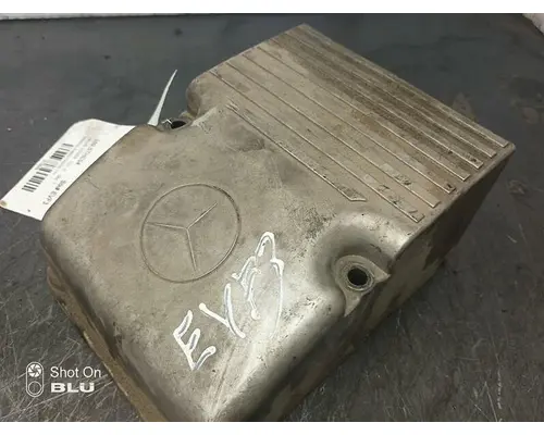 Mercedes MBE4000 Valve Cover