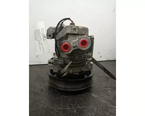 Mercedes MBE900 Air Conditioner Compressor