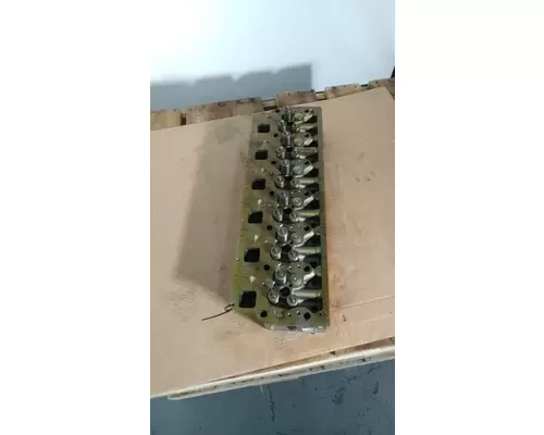 Mercedes MBE900 Cylinder Head