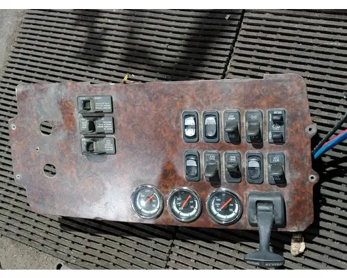 Instrument Cluster MERCEDES MBE4000 Truck Salvage International Inc
