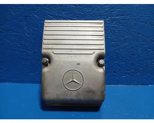 Valve Cover MERCEDES MBE4000 Diesel Truck Parts