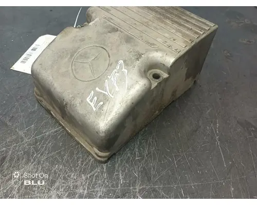 Valve Cover Mercedes MBE4000 Spalding Auto Parts