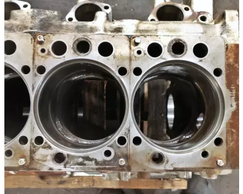 Mercedes OM460LA Cylinder Block