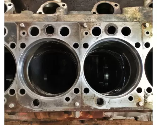 Mercedes OM460LA Cylinder Block