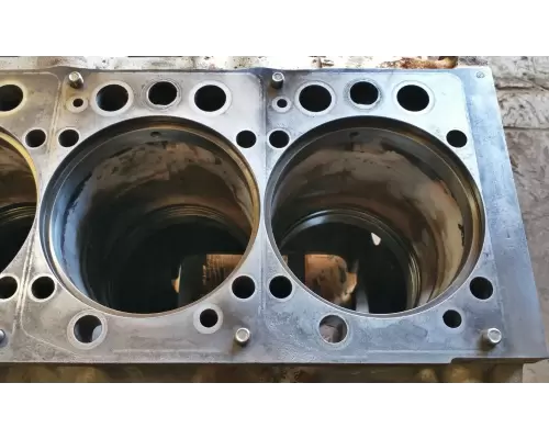 Mercedes OM460LA Cylinder Block