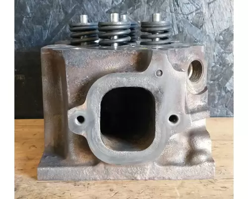 Mercedes OM460LA Cylinder Head