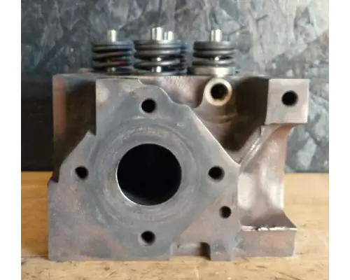 Mercedes OM460LA Cylinder Head