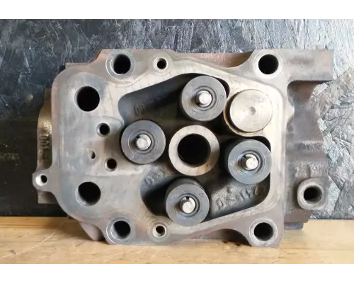 Mercedes OM460LA Cylinder Head