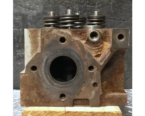 Mercedes OM460LA Cylinder Head